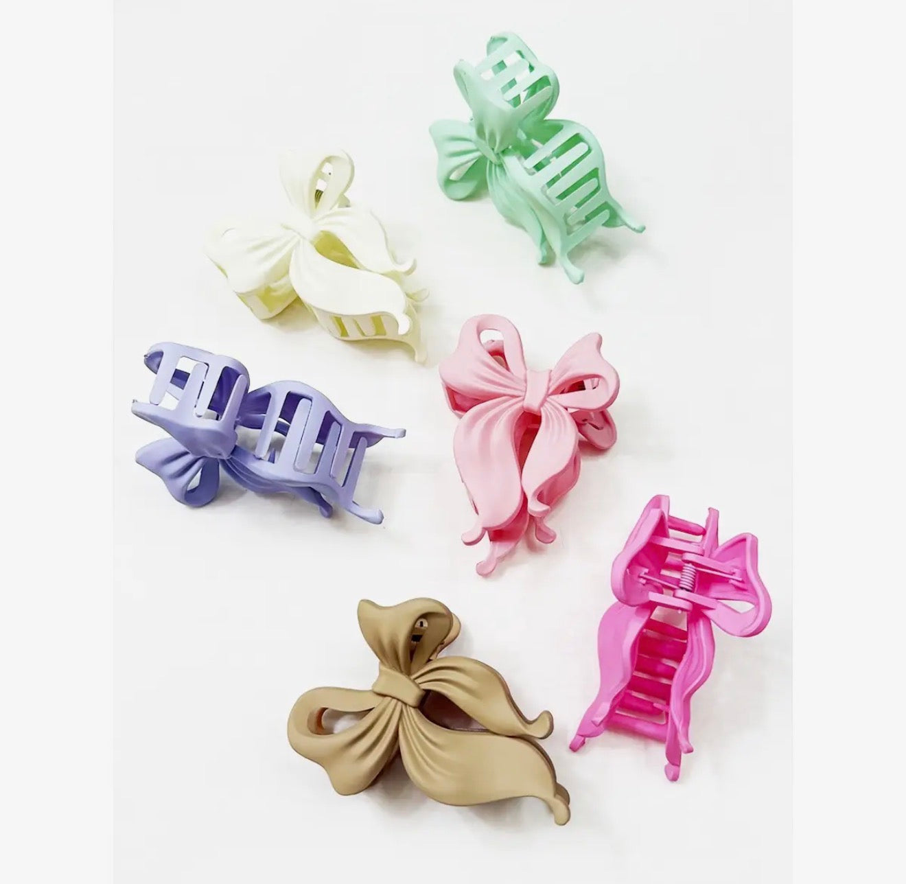 Ribbon Claw Clip