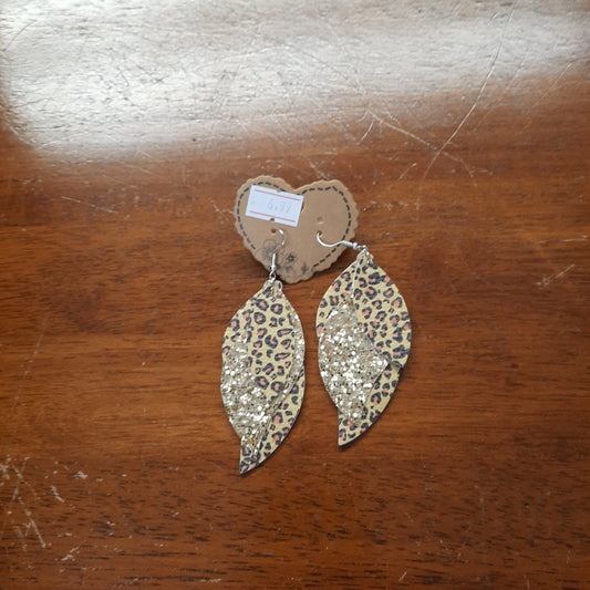 Leopard glitter dangle earrings