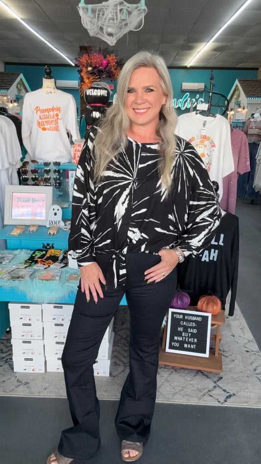 Printed paintbrush pattern front tie top