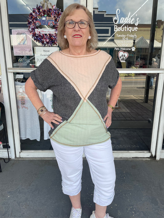 Lightweight Knit Colorblock Top