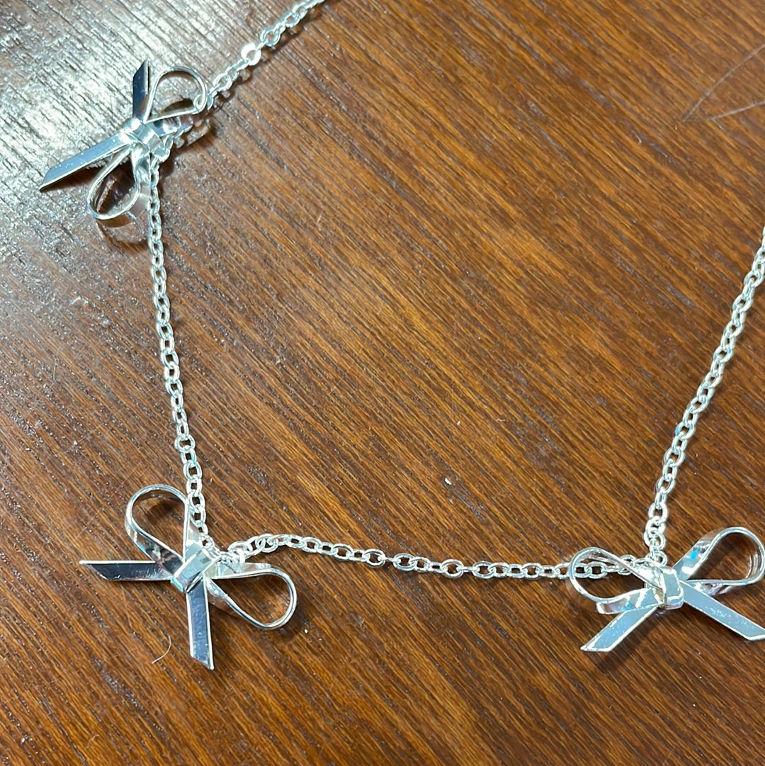 Triple Bow Necklace