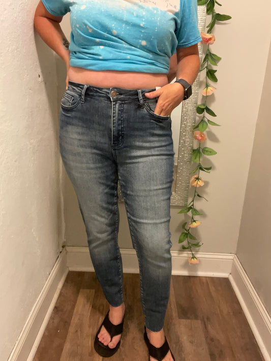 Judy Blue Ankle Jeans