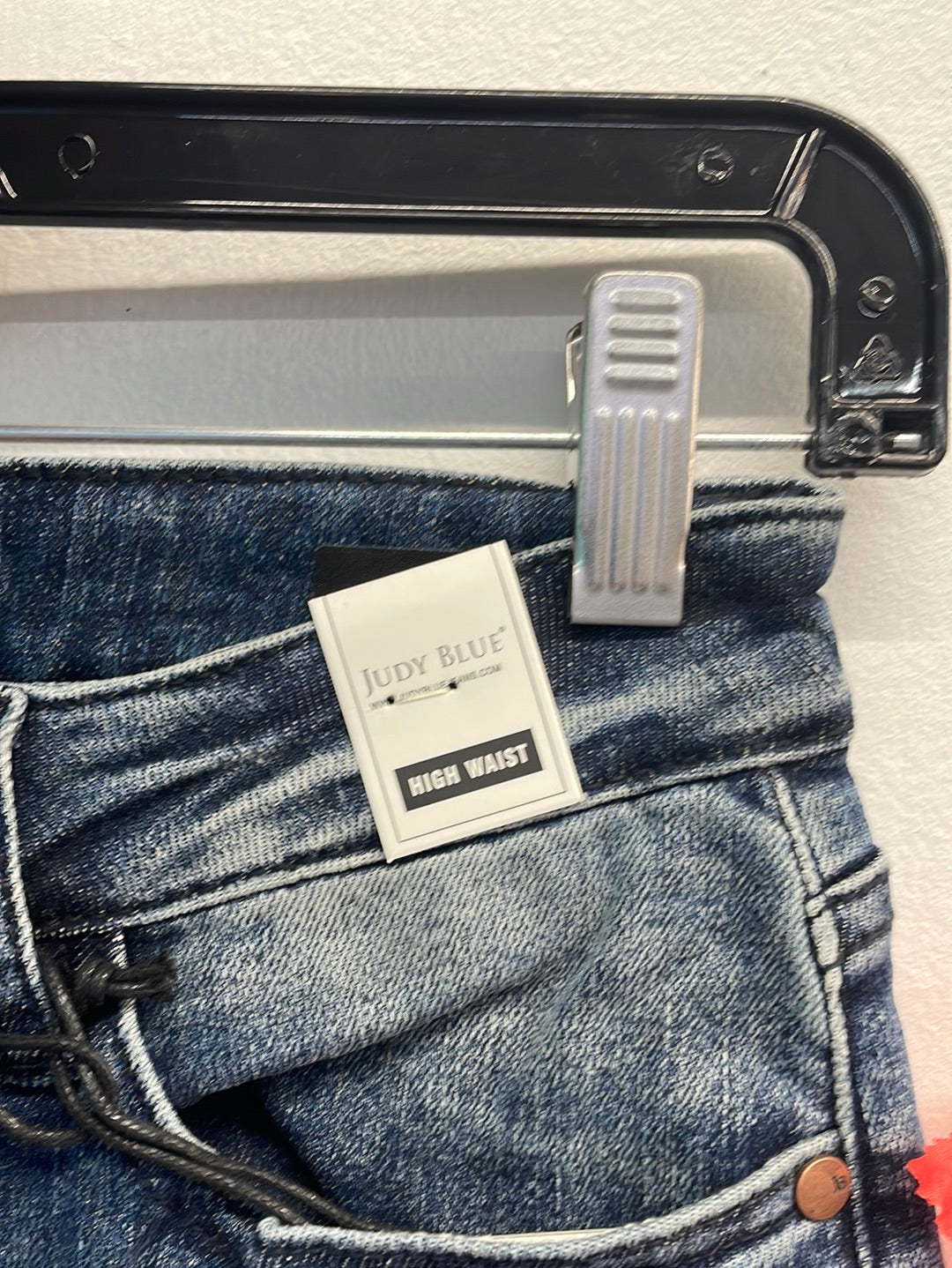 Judy Blue Ankle Jeans