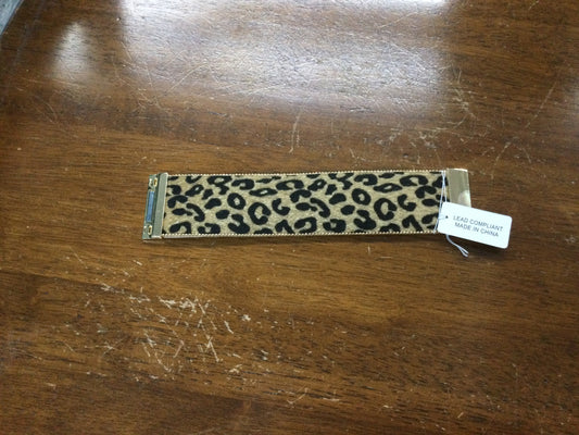 Leopard print magnetic bracelet