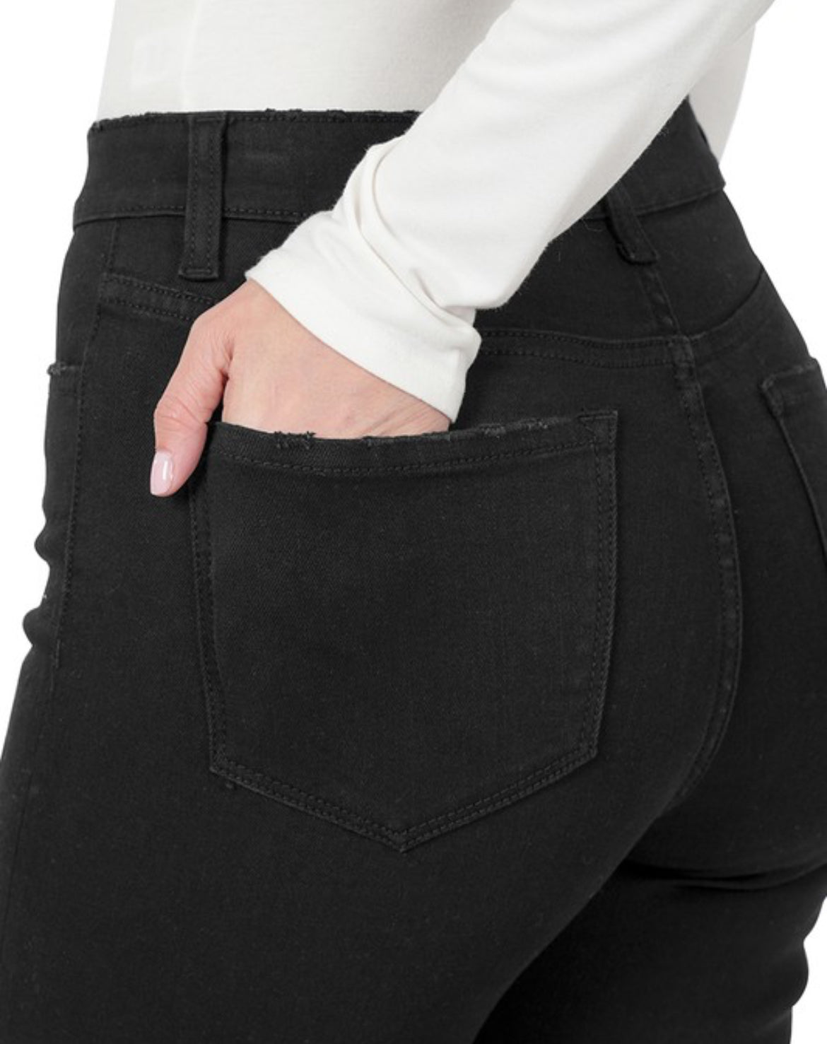Distressed Cropped Jeans
