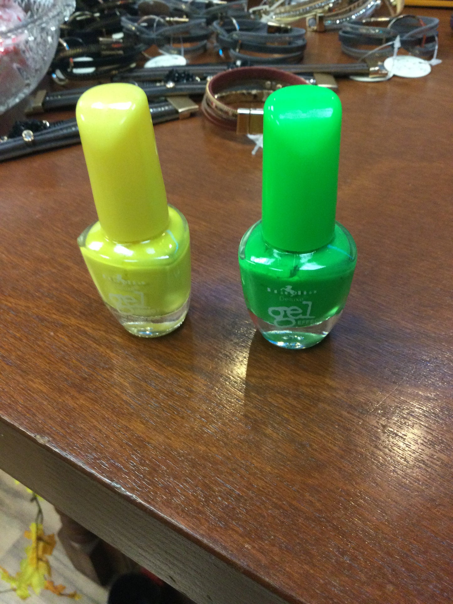 Gel nail polish