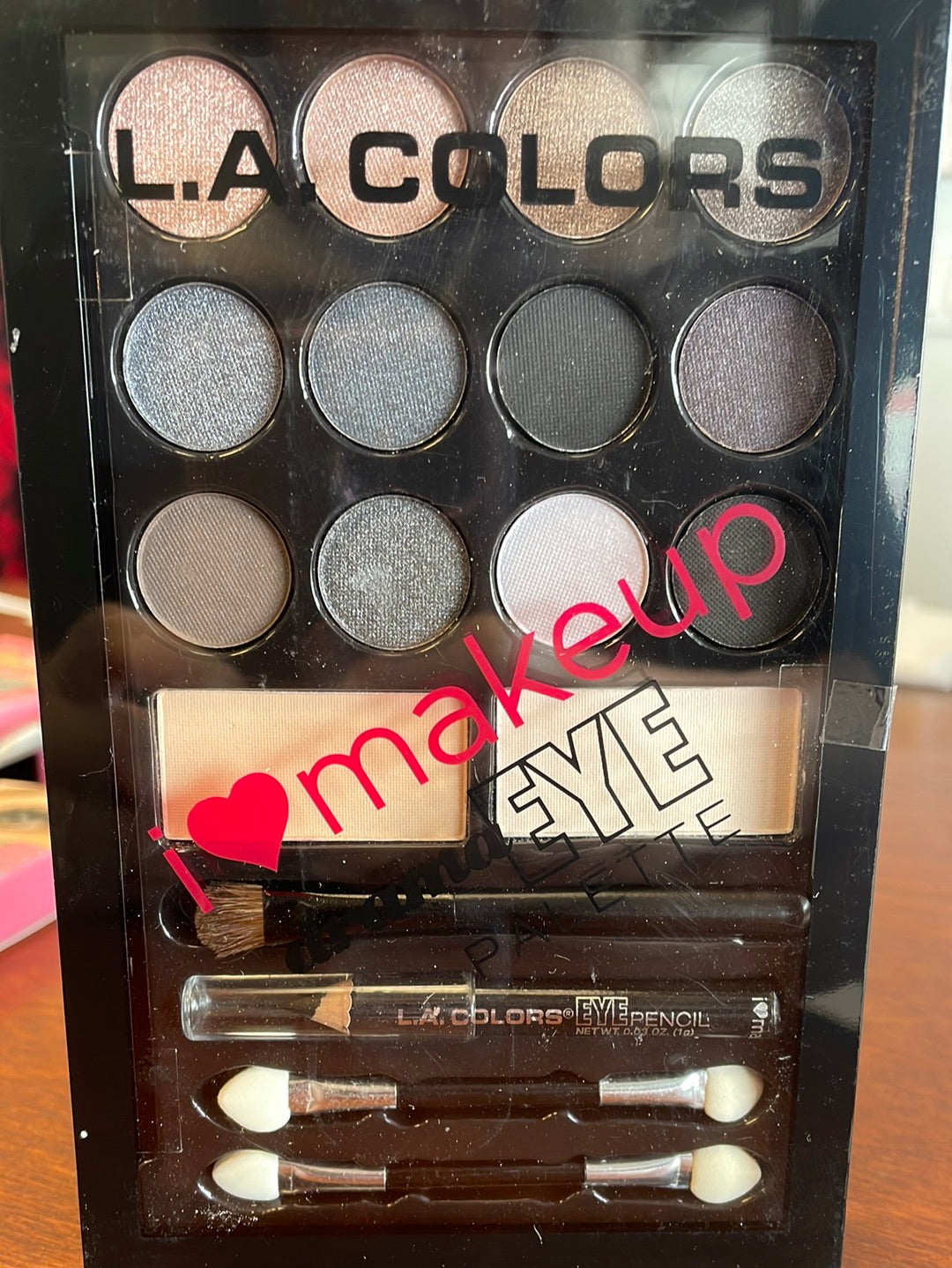 Drama Eye Palette