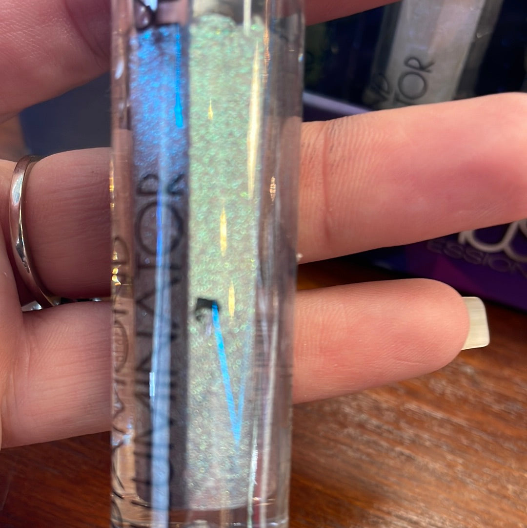 Liquid Diamond Illuminator