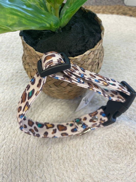 Leopard Collar