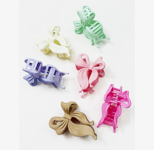 Ribbon Claw Clip