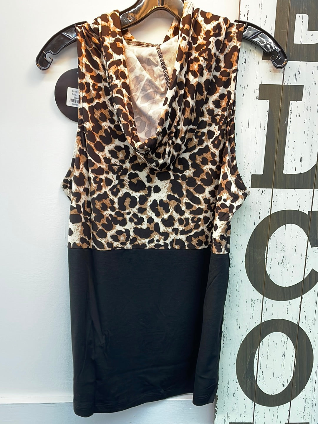 Sleeveless Leopard Hoodie