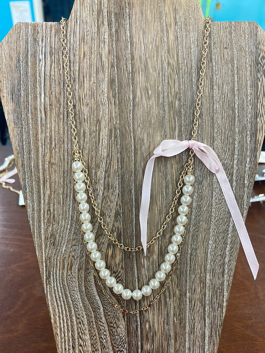 Pearls and Bow Necklace