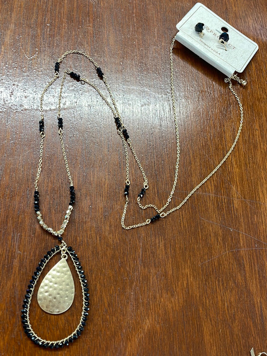 Bead Pendant Necklace Set