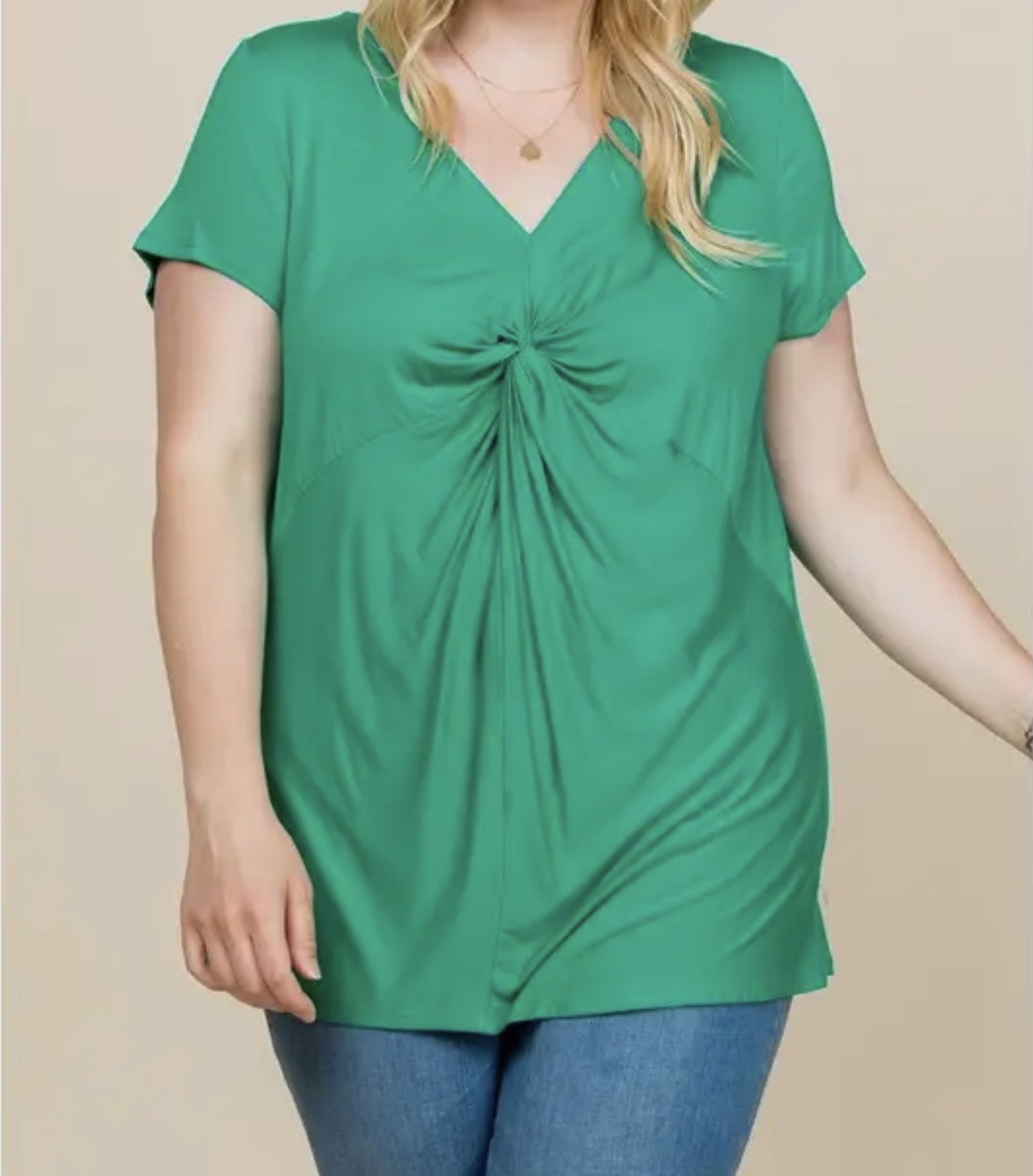 Open V Twist Top-Plus