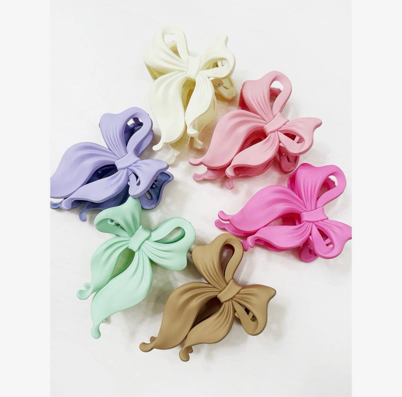 Ribbon Claw Clip