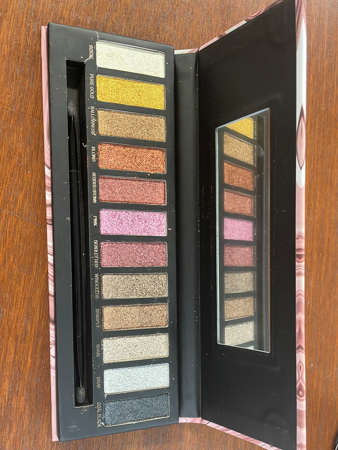 Metallic Eyeshadow Palette