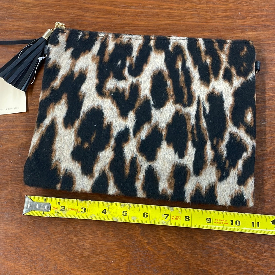 Leopard Clutch