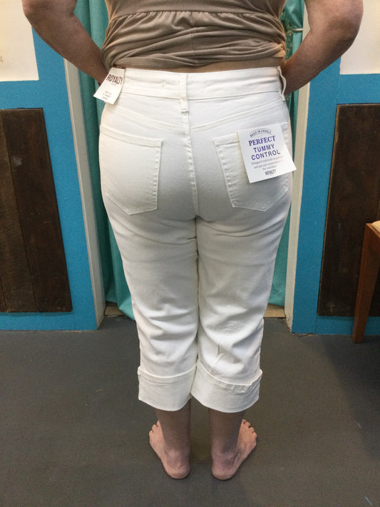 Mid rise stretch cuff capri