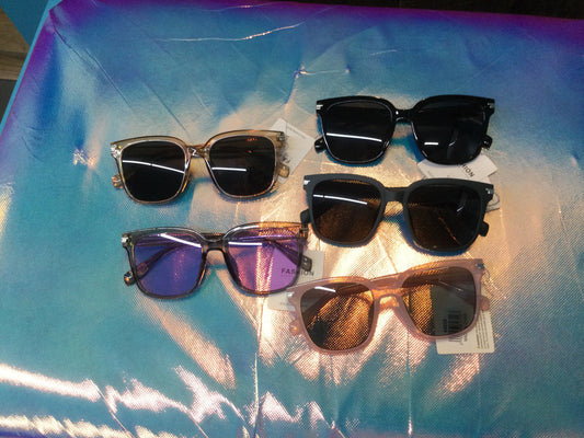 Wayfarer sunglasses