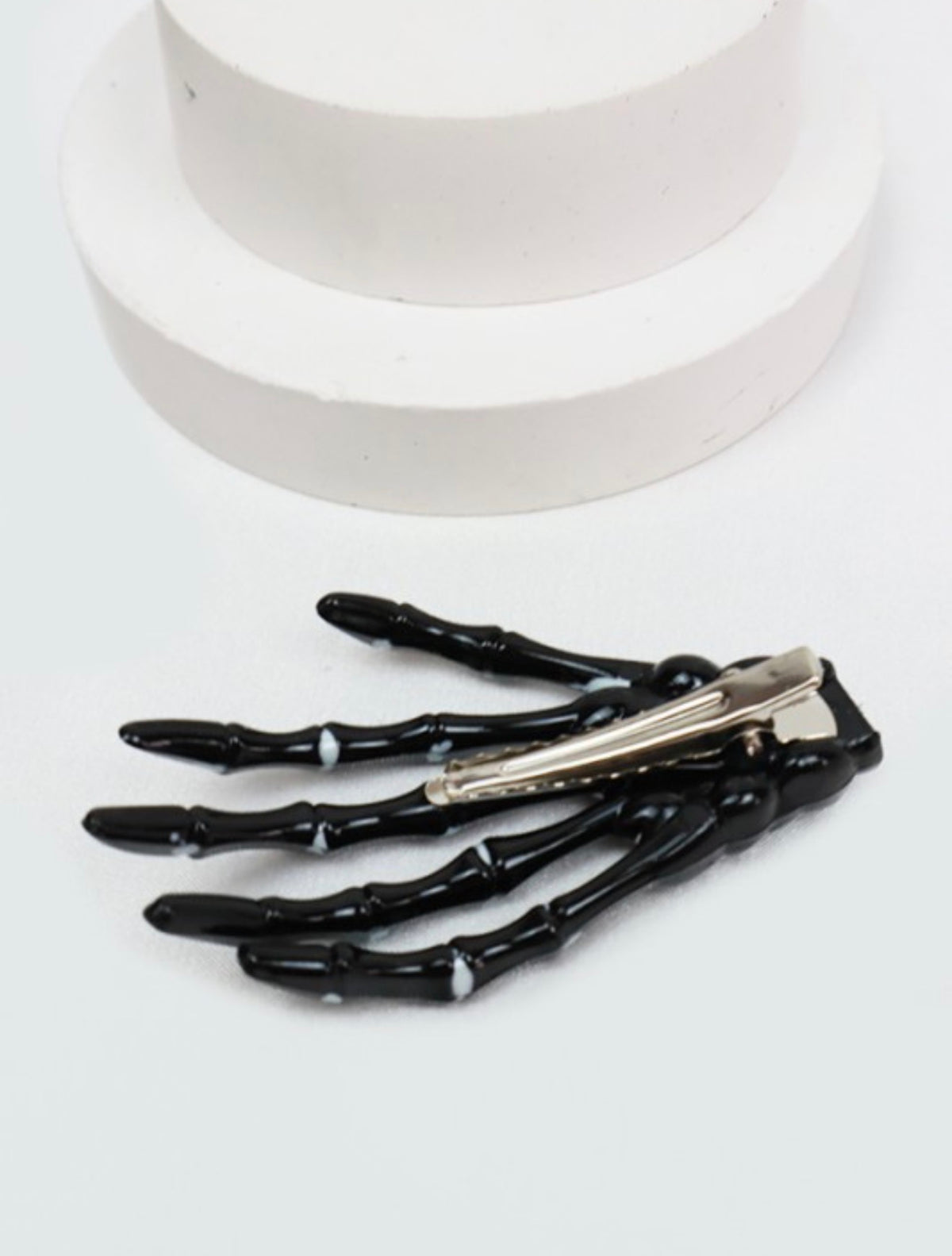 Skeleton Hand Hairclip
